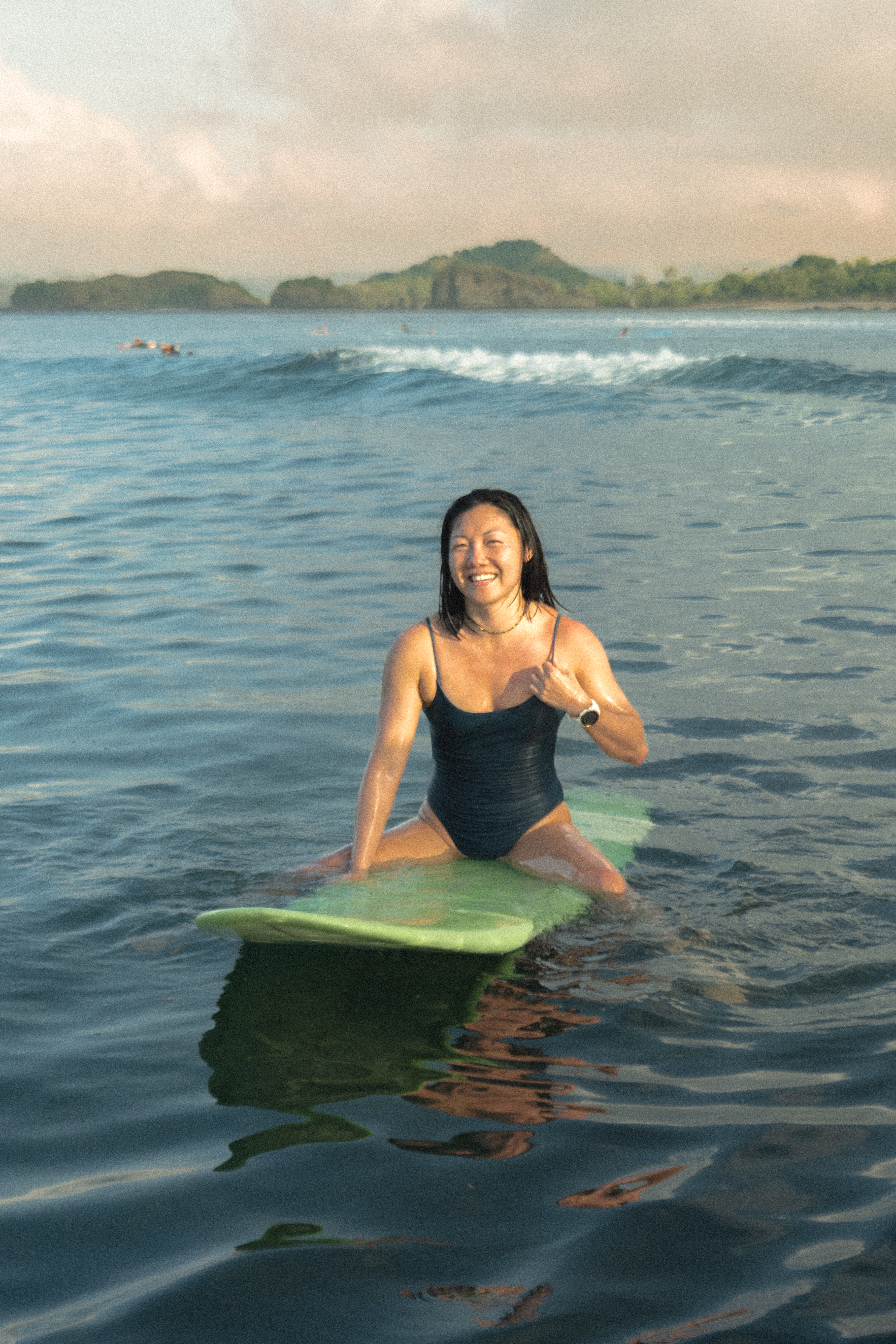 Surf camp retreat — candid lifestyle photography by Antonia Demmel